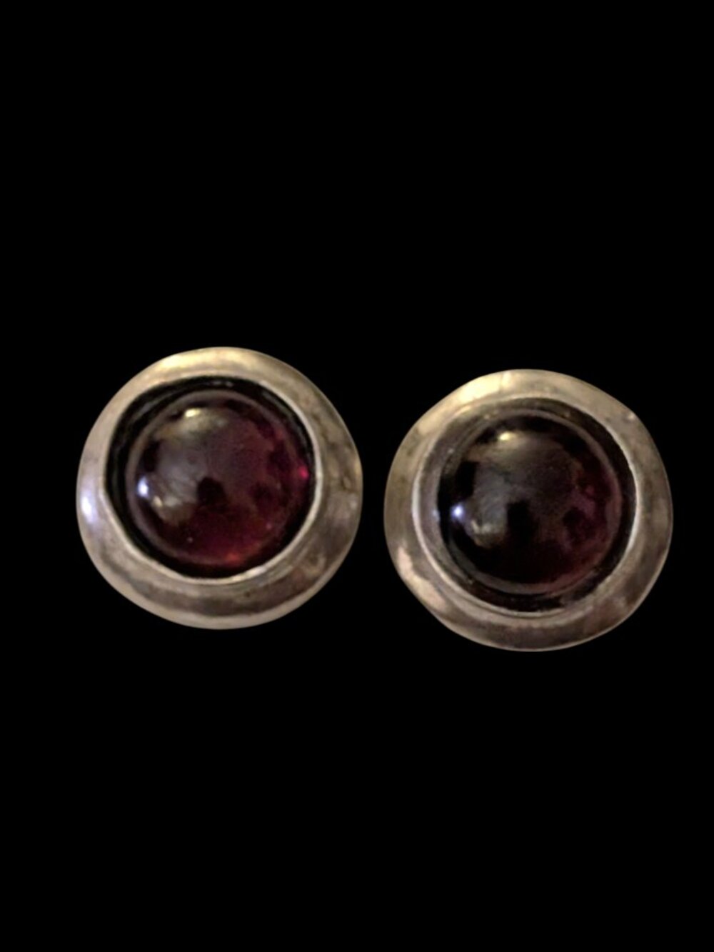 925 Sterling Silver Garnet Stone 11.8mm Stud Earrings